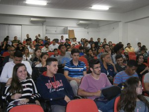 Plateia estudantil presente à Semana de Economia do IM/UFRRJ