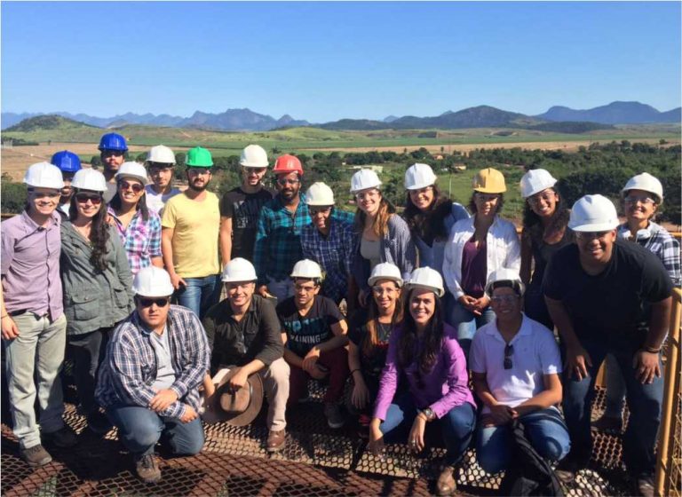Estudantes de agronomia visitam o Câmpus Campos dos Goytacazes