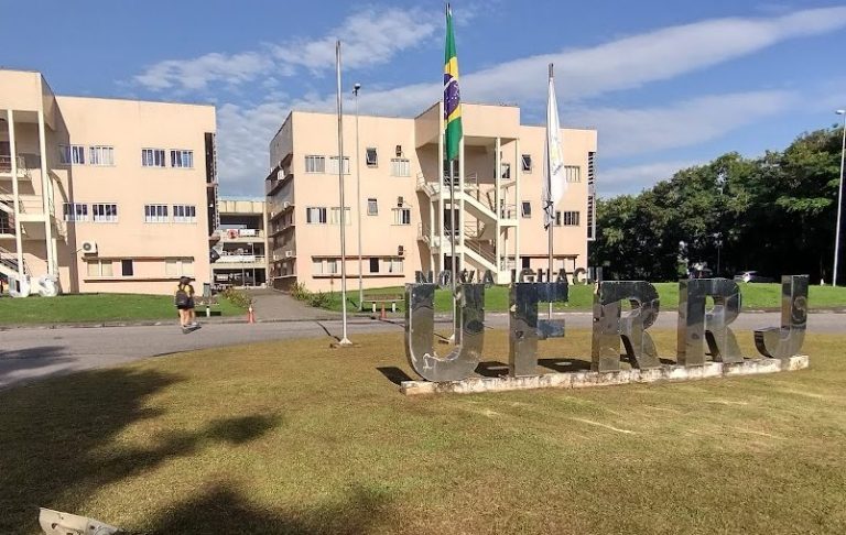 Fachada do Campus de Nova Iguaçu