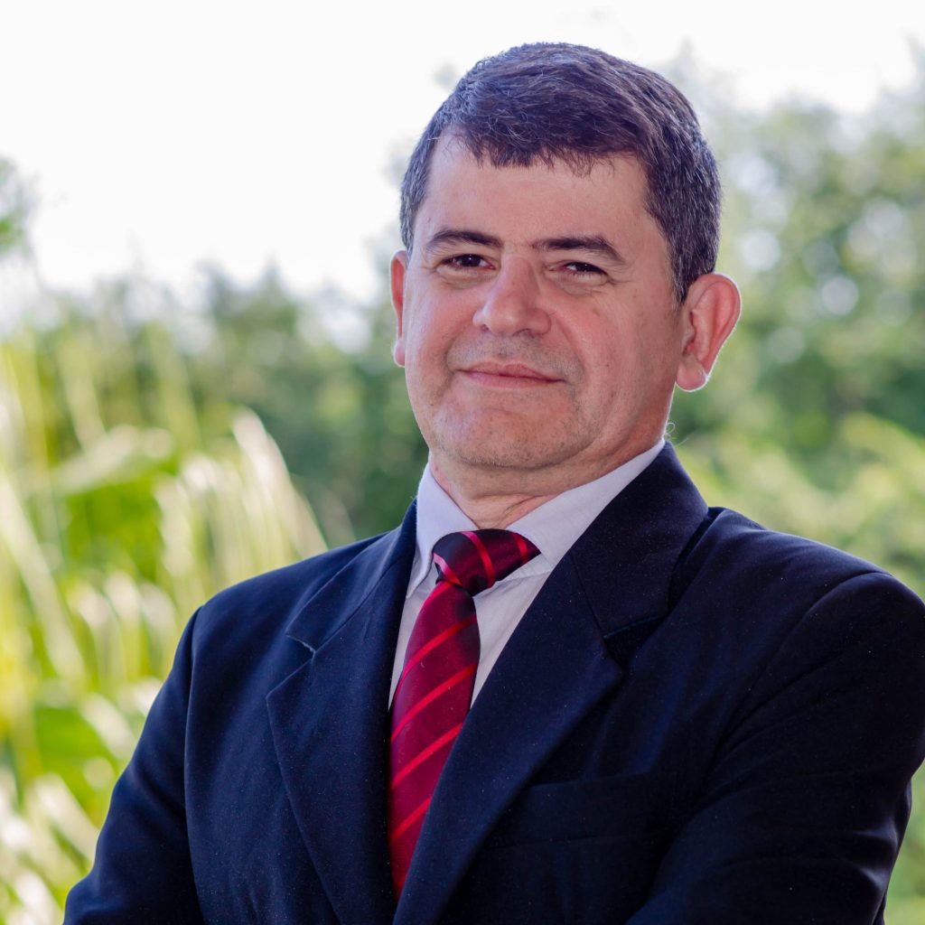Reitor – Roberto de Souza Rodrigues