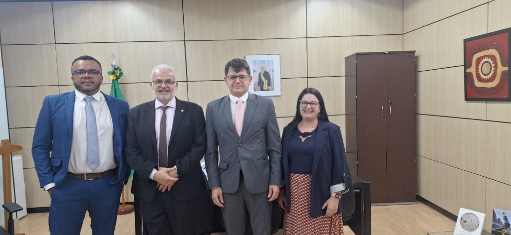 Reunião na Secretaria de Educação Superior do MEC (foto: divulgação)