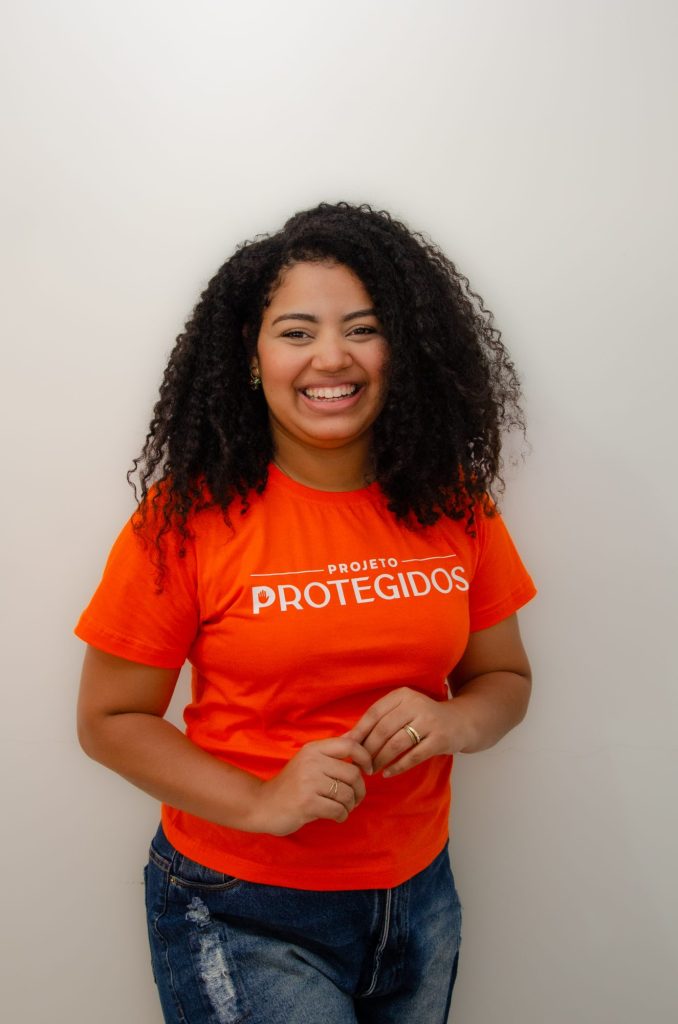  Tainara Vasconcellos, mestra e doutoranda em História pela UFRRJ, é a idealizadora do Projeto Protegidos