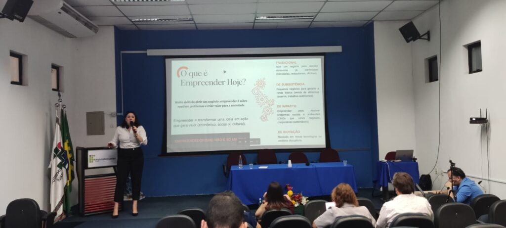 Profa. Alessandra Cassol representou a Agência de Inovação da UFRRJ  em evento internacional
