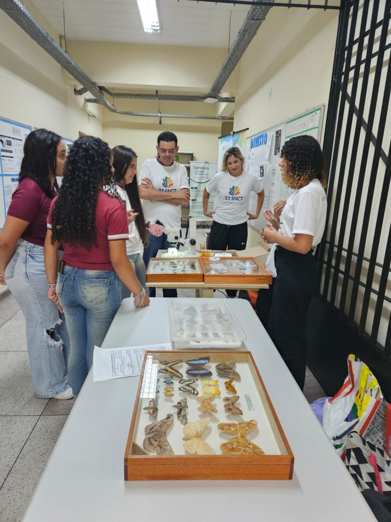 Laboratório de Entomologia participa das atividades no câmpus Três Rios (foto: divulgação)